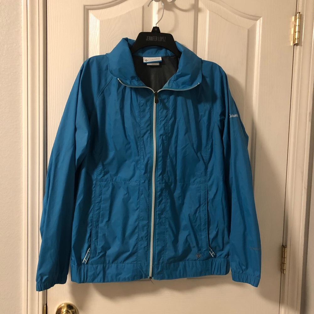 Blue Columbia wind breaker